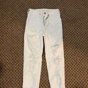 American Eagle white ripped skinny jeans